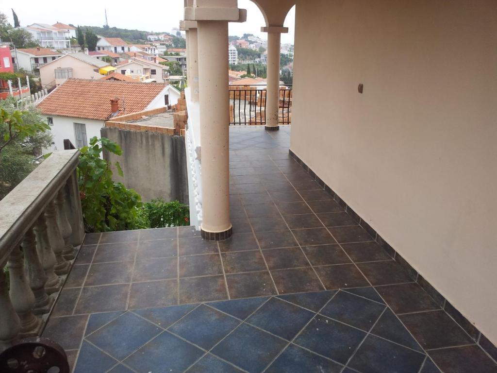 Apartments Tara Ulcinj Luaran gambar