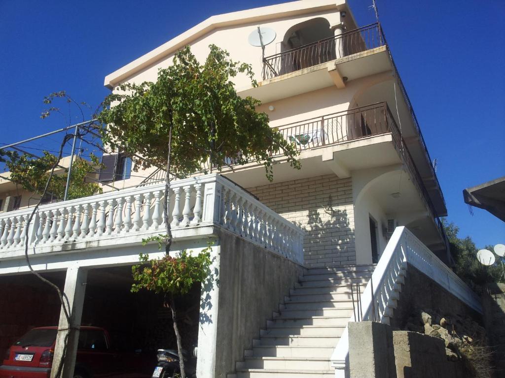 Apartments Tara Ulcinj Luaran gambar