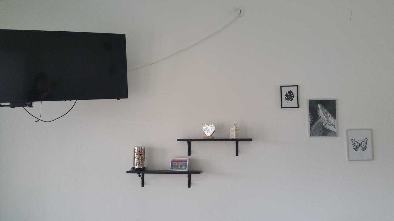 Apartments Tara Ulcinj Luaran gambar