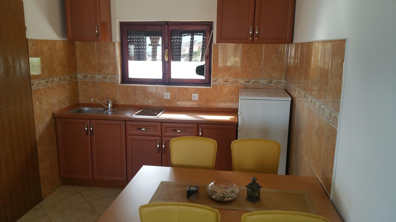 Apartments Tara Ulcinj Luaran gambar