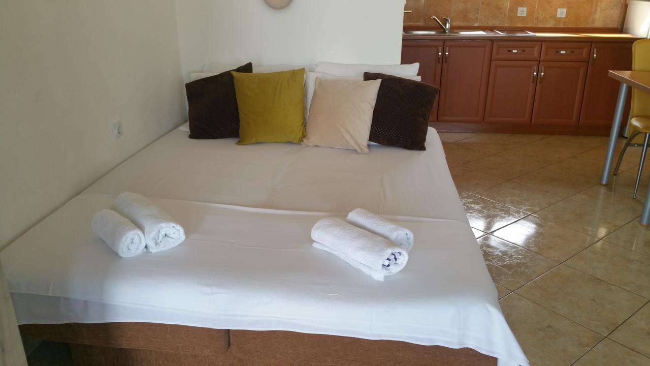 Apartments Tara Ulcinj Luaran gambar